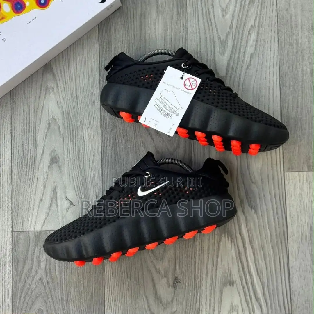 Paires De Chaussures Nike