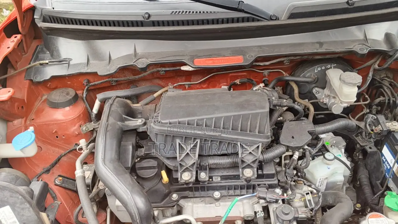 Toyota Vitz 2020 Rouge