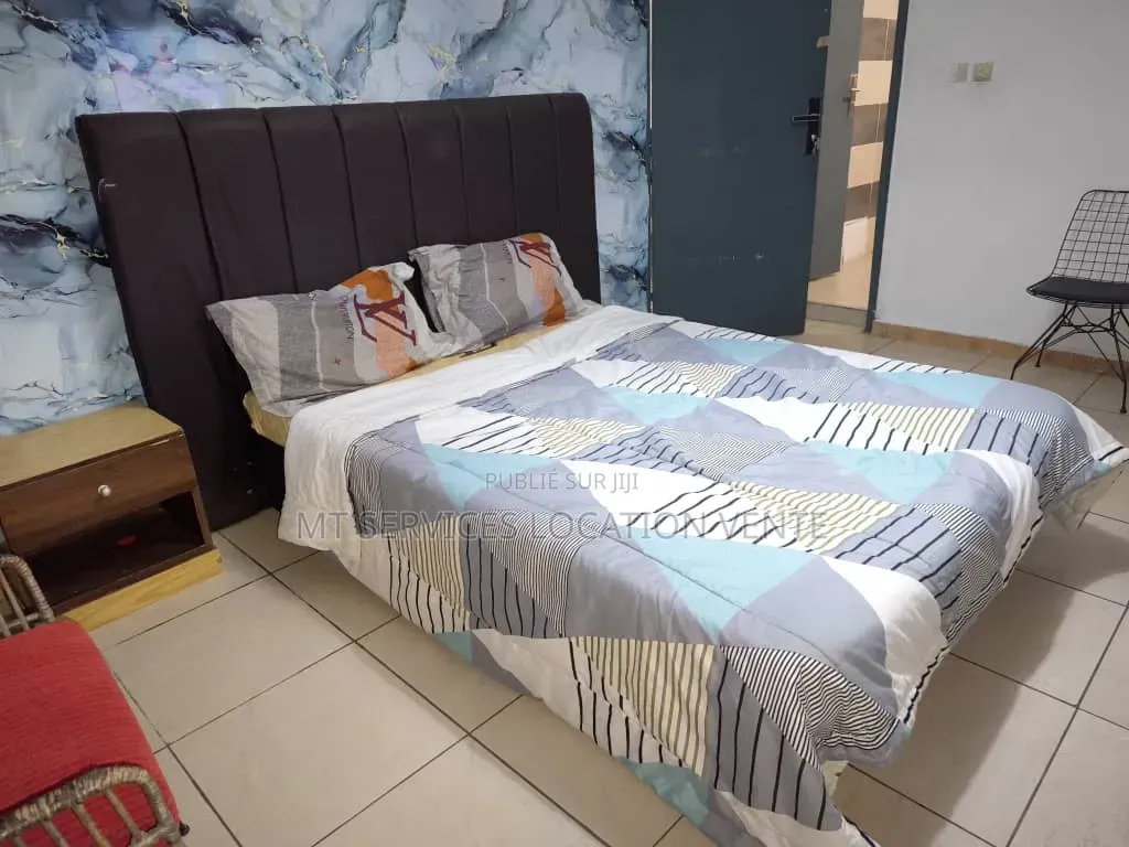 Meublé 3chbre Appartement dans Mt Services Location, Yopougon à Louer