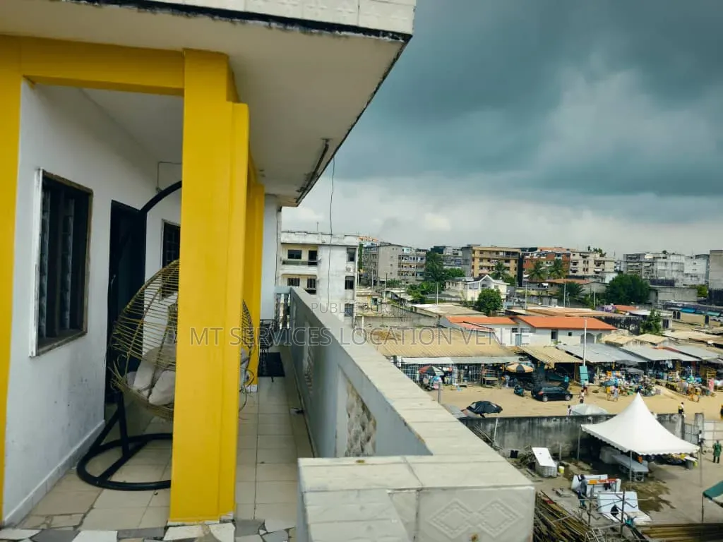 Meublé 3chbre Appartement dans Mt Services Location, Yopougon à Louer