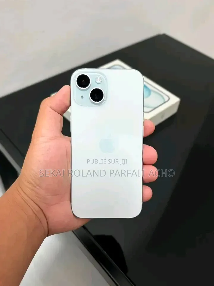 Nouveau Apple iPhone 15 256 GB Blanc