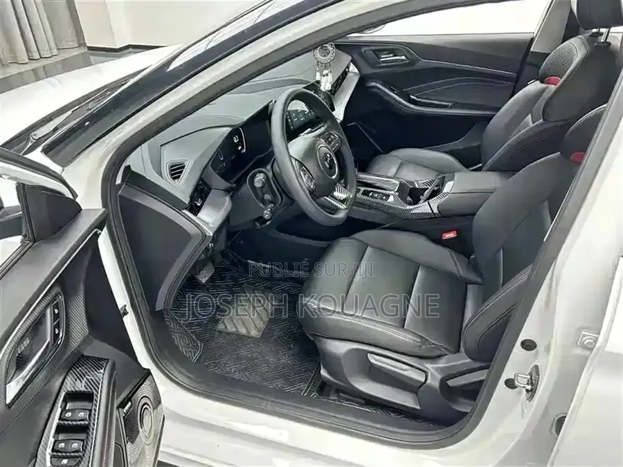 MG MGC 2021 Blanc
