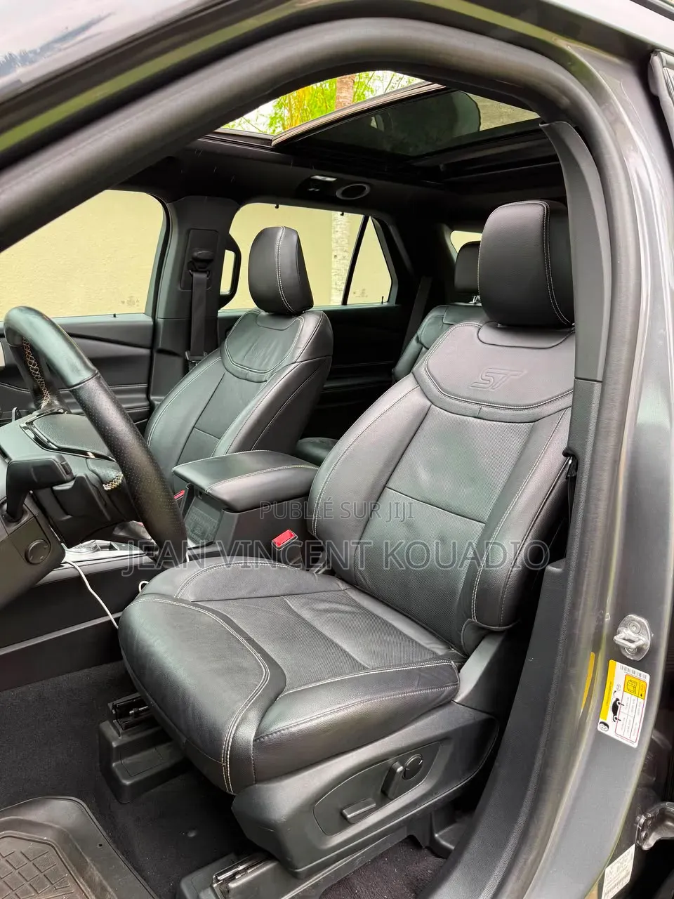 Ford C-Max 2025 Bourgogne