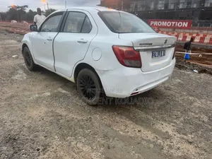 Suzuki Dzire 2022 Blanc