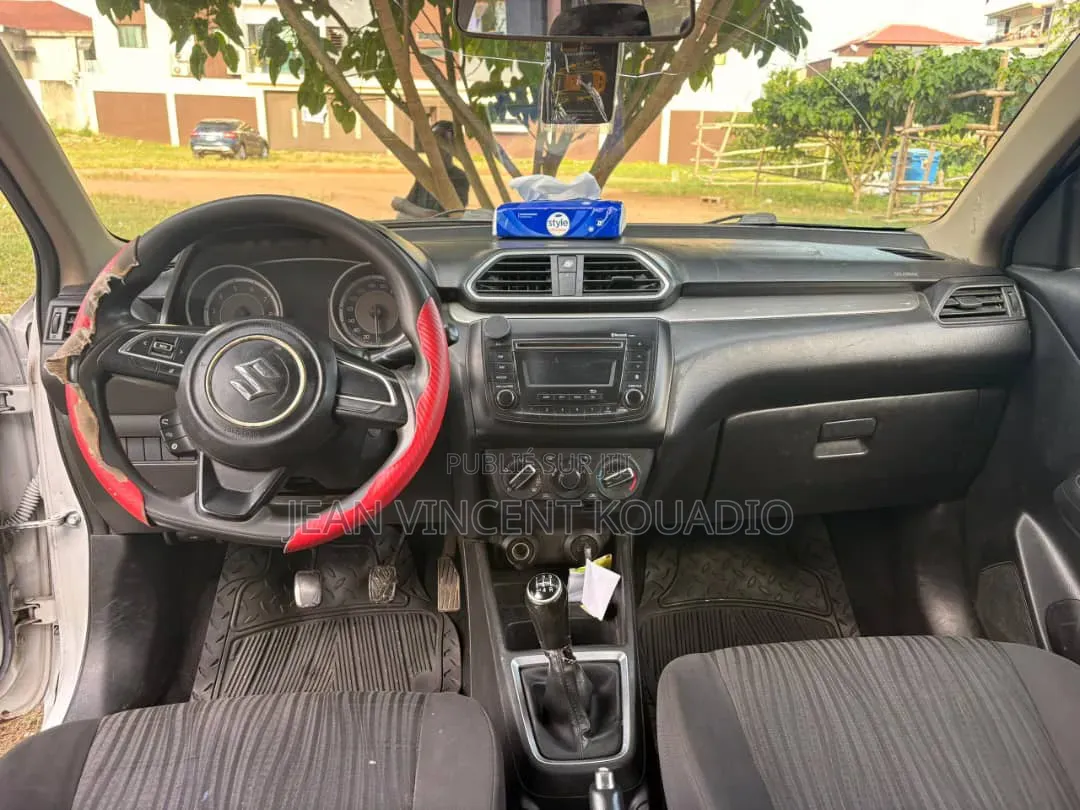 Suzuki Dzire 2022 Blanc