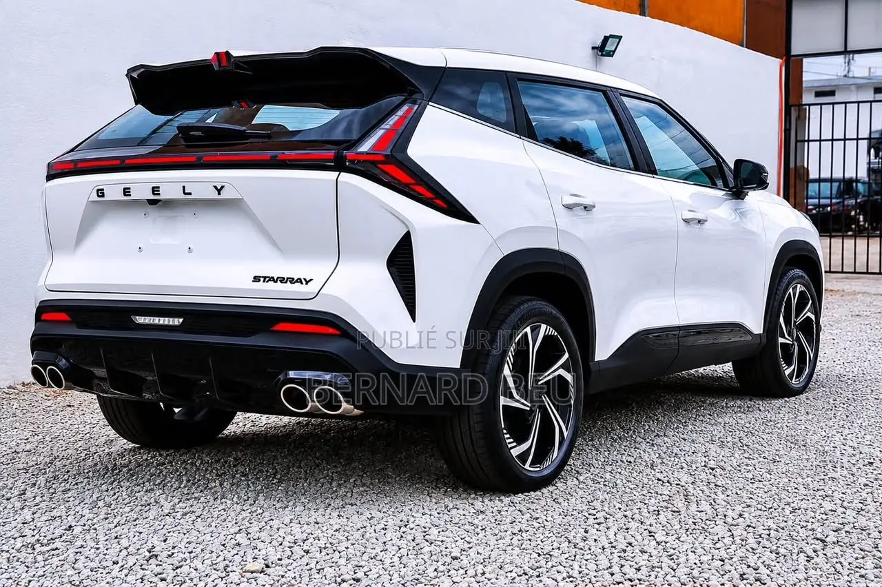 Nouveau Geely Coolray 1.5 FWD 2023 Blanc