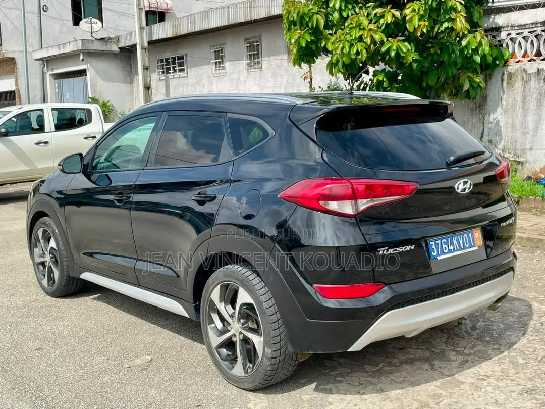 Hyundai Tucson 2016 Noir Mat