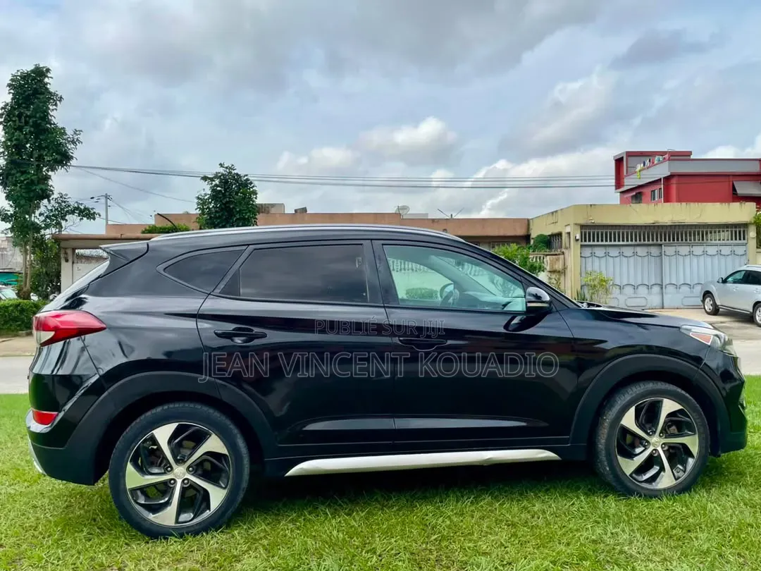 Hyundai Tucson 2016 Noir Mat