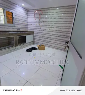 1chbre Appartement dans Cocody à Louer