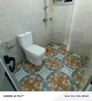 1chbre Appartement dans Cocody à Louer
