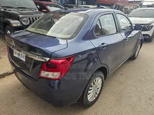 Suzuki Dzire 2024 Bleu