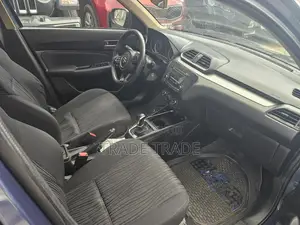 Suzuki Dzire 2024 Bleu