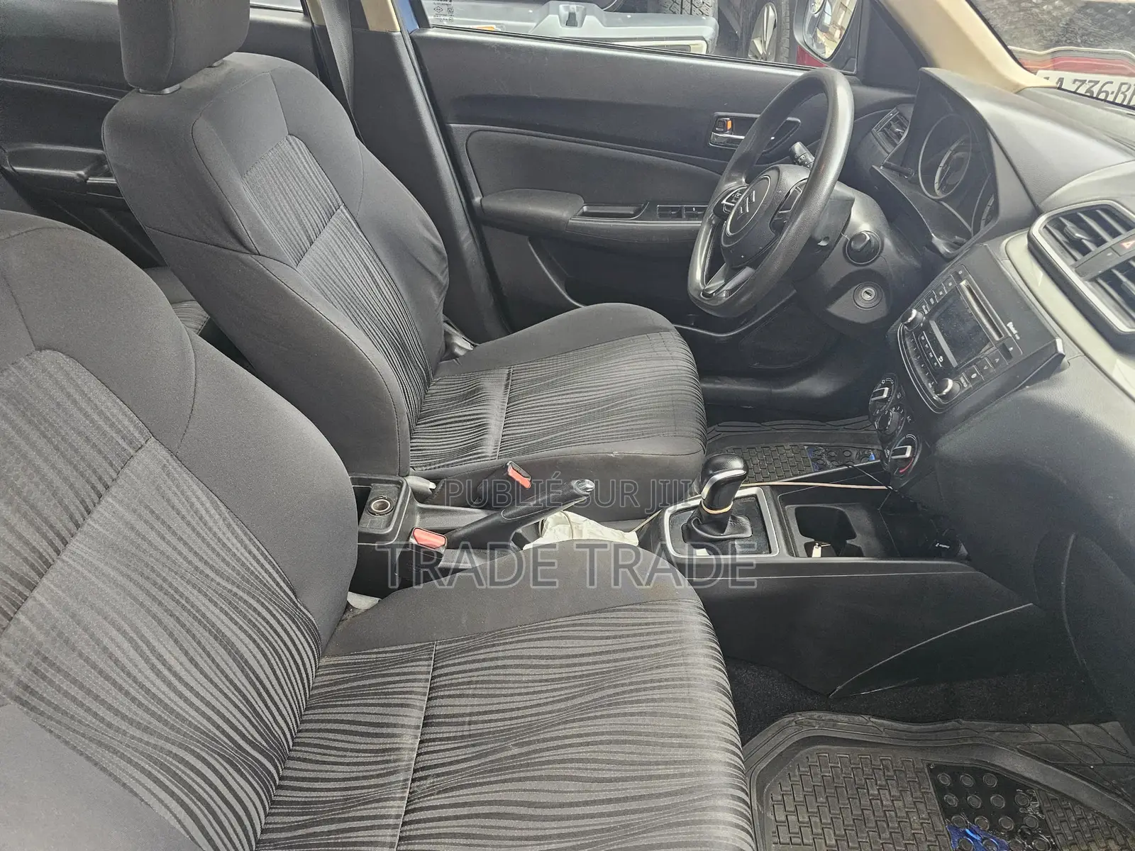 Suzuki Dzire 2024 Bleu