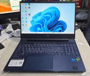 Ordinateur portable HP Victus 15 16GB Intel Core i5 SSD 512GB