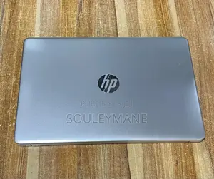 HP Pavilion Gaming Laptop 15-dk2xxx 8GB Intel Core i3 SSD 256GB
