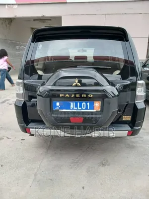 Mitsubishi Pajero 2025 Noir Mat