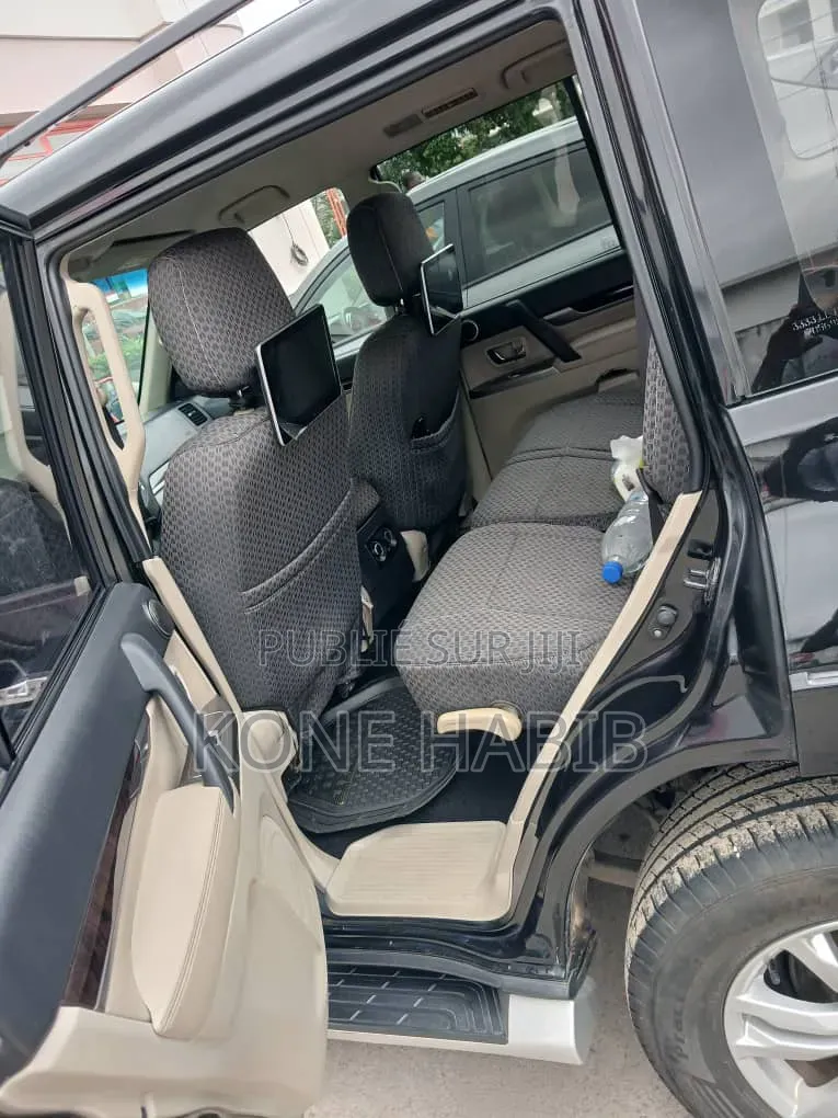 Mitsubishi Pajero 2025 Noir Mat