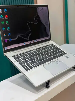 Nouveau HP EliteBook 830 G7 16GB Intel Core i5 SSD 512GB