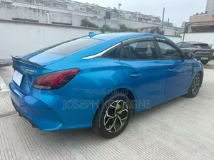 MG MGC 2021 Bleu