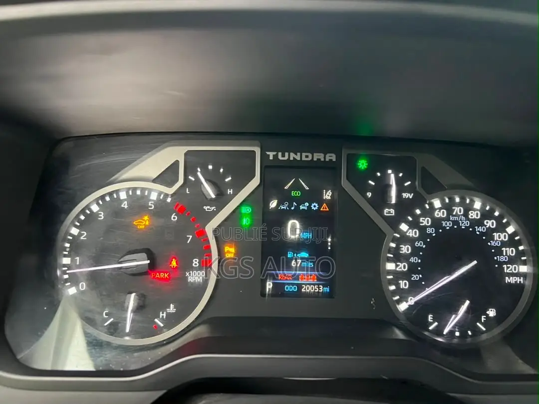 Toyota Tundra SR5 CrewMax 6.5' Bed 2023 Vert