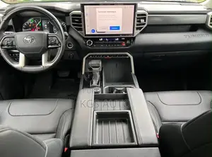 Toyota Tundra SR5 CrewMax 6.5' Bed 2023 Vert