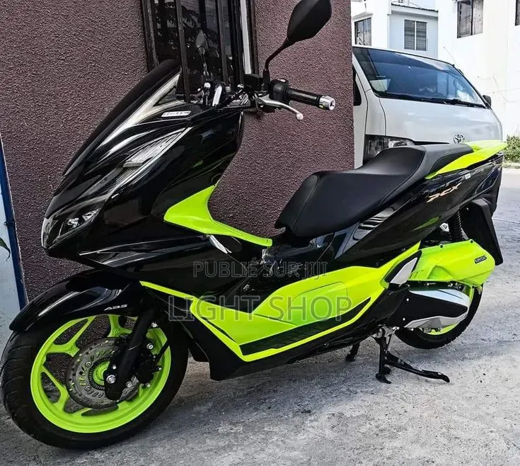 Nouveau Yamaha NMAX 155 2023 Blanc