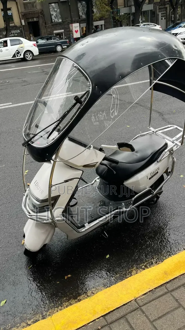Nouveau Yamaha NMAX 155 2023 Blanc