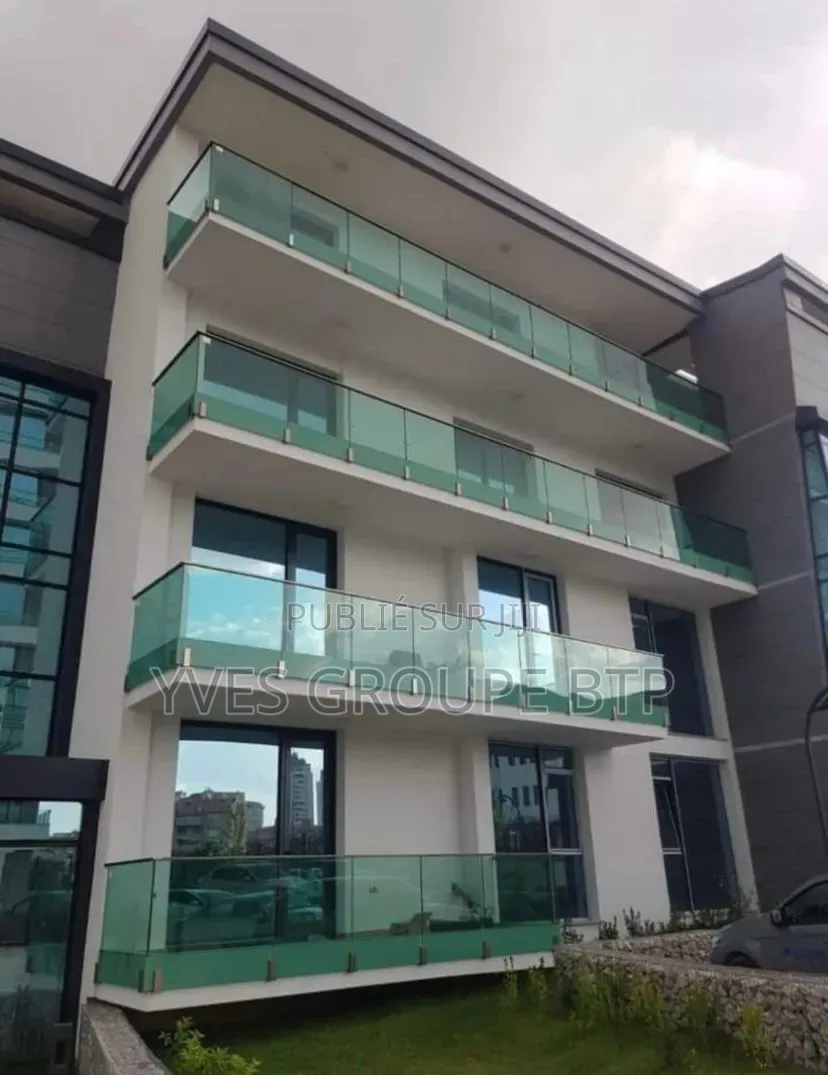 Menuiserie Aluminium - Villas Immeuble R+1 À R+4.