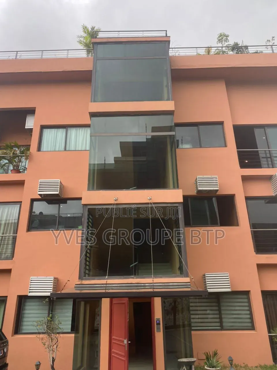 Menuiserie Aluminium - Villas Immeuble R+1 À R+4.
