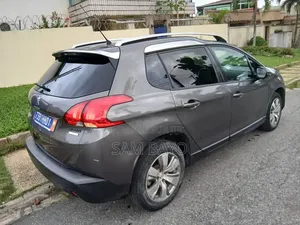 Peugeot 2008 2017 Gris