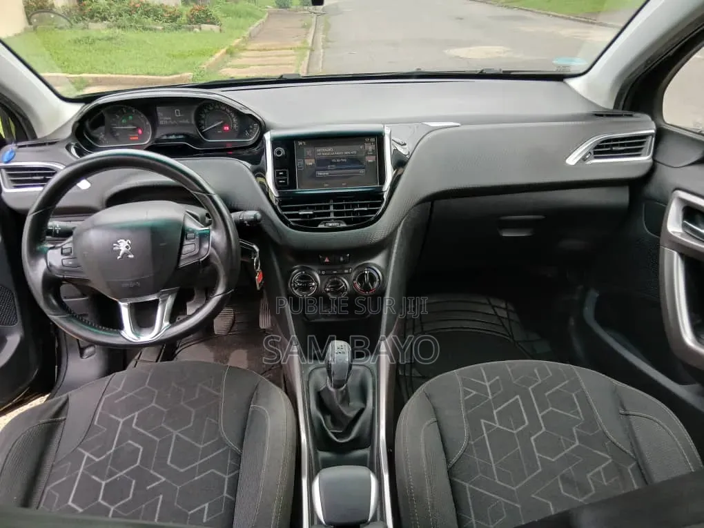 Peugeot 2008 2017 Gris