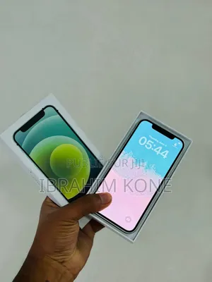 Nouveau Apple iPhone 11 64 GB Argenté