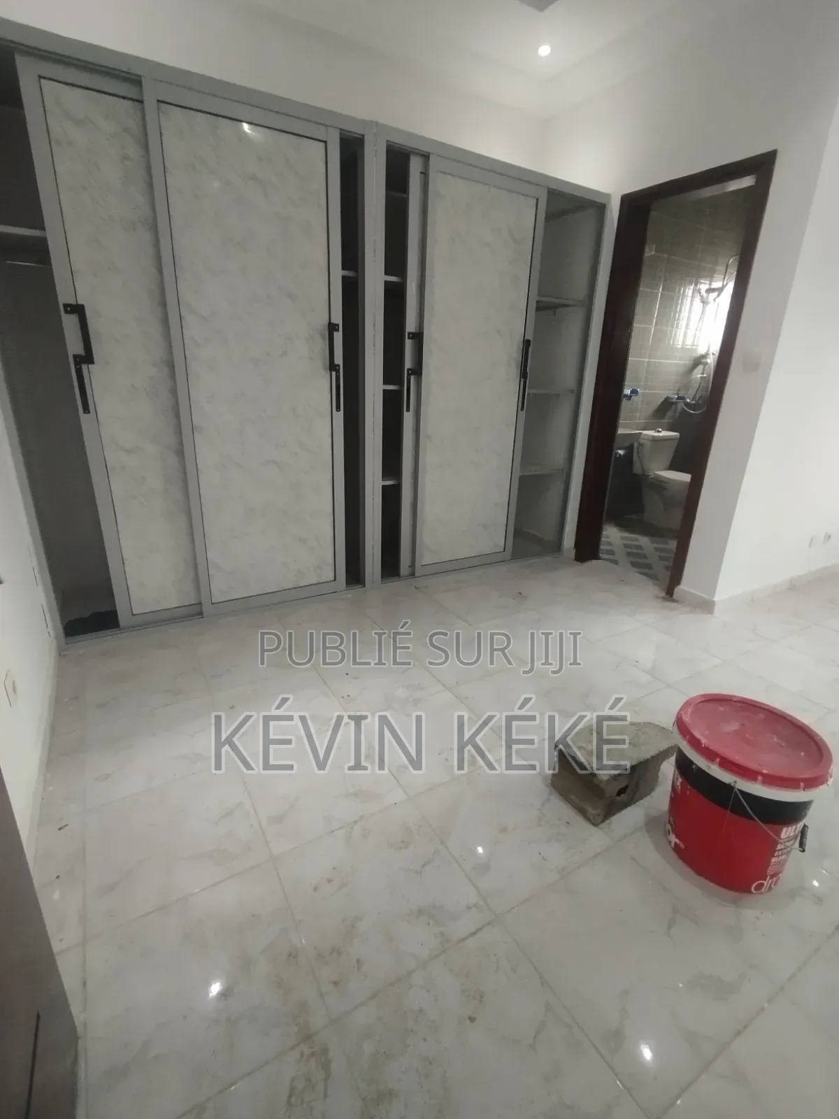 4chbre Duplex dans Grâces Immobilier, Bingerville à Louer