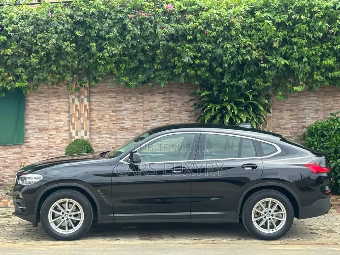 BMW X4 xDrive30i 2022 Noir