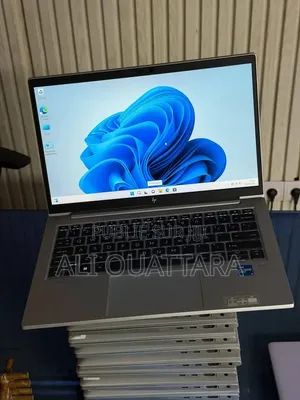 Nouveau Alienware 17 R4 96GB Intel Pentium SSHD+SSD 6T