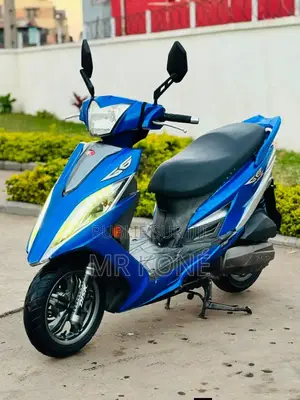 Nouveau KTM Duke 125 2025 Bleu