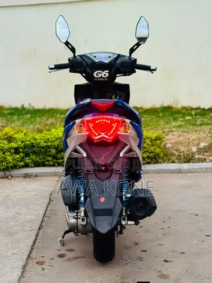Nouveau KTM Duke 125 2025 Bleu