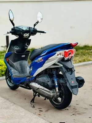 Nouveau KTM Duke 125 2025 Bleu