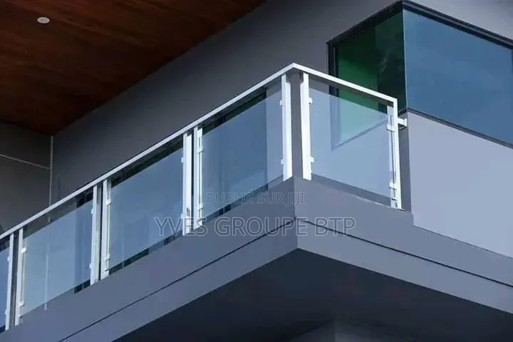 Garde-corps En Verre Et Balcons Sécurisés [Standing]