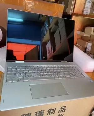 Nouveau HP 200 G4 All-in-One 16GB Intel Core i3 SSD 500GB
