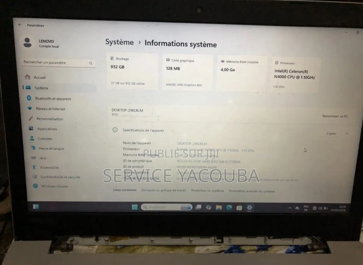 Ordinateur portable Lenovo 300e 4GB Intel Core i3 SSD 128GB