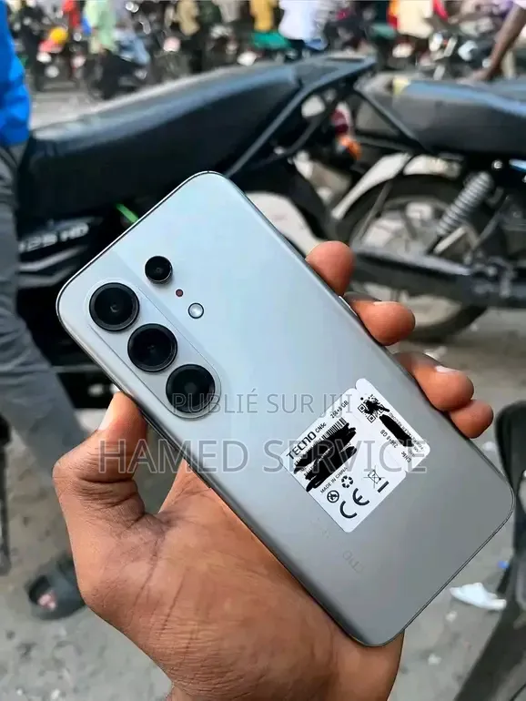 Nouveau Tecno Camon 50 Pro 256 GB Autre