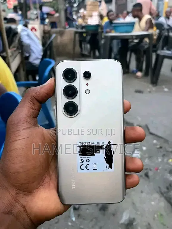 Nouveau Tecno Camon 50 Pro 256 GB Autre