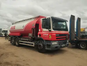 Camion Citerne De 19.000l Importé en Vente