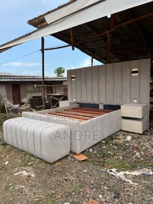 Lit Confortable De Très Bonne Qualité