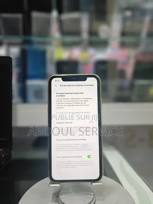 Apple iPhone 11 64 GB Jaune