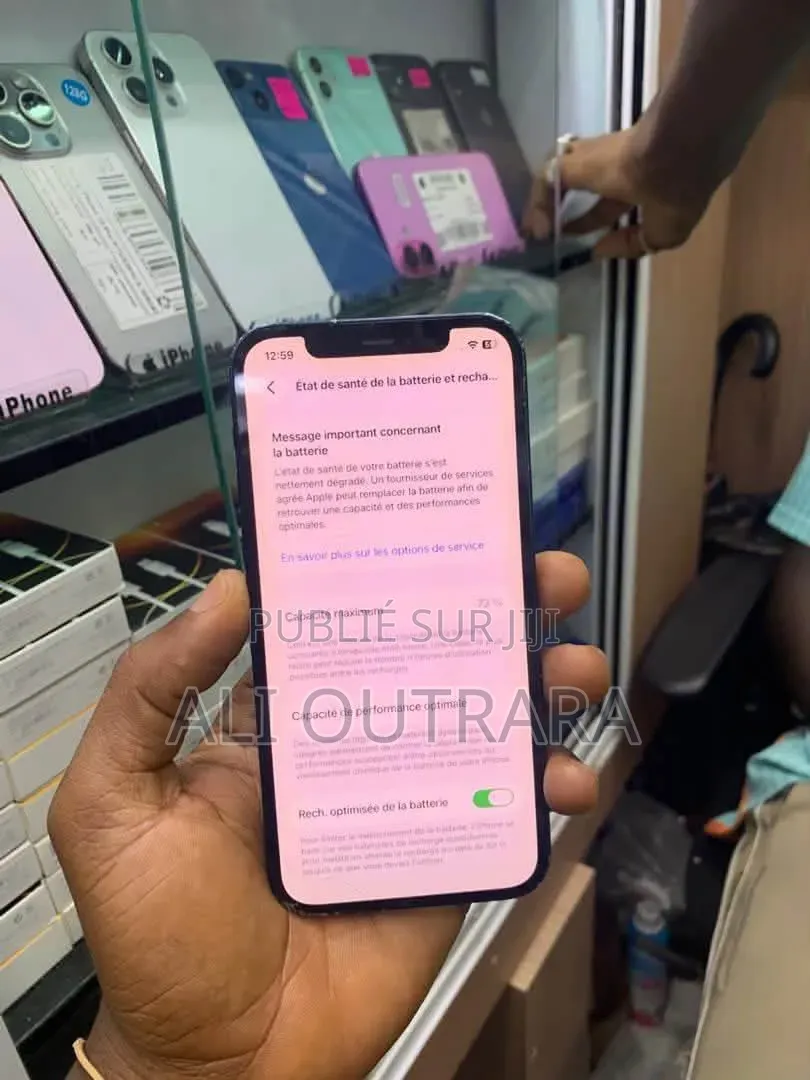 Nouveau Apple iPhone 12 128 GB Noir