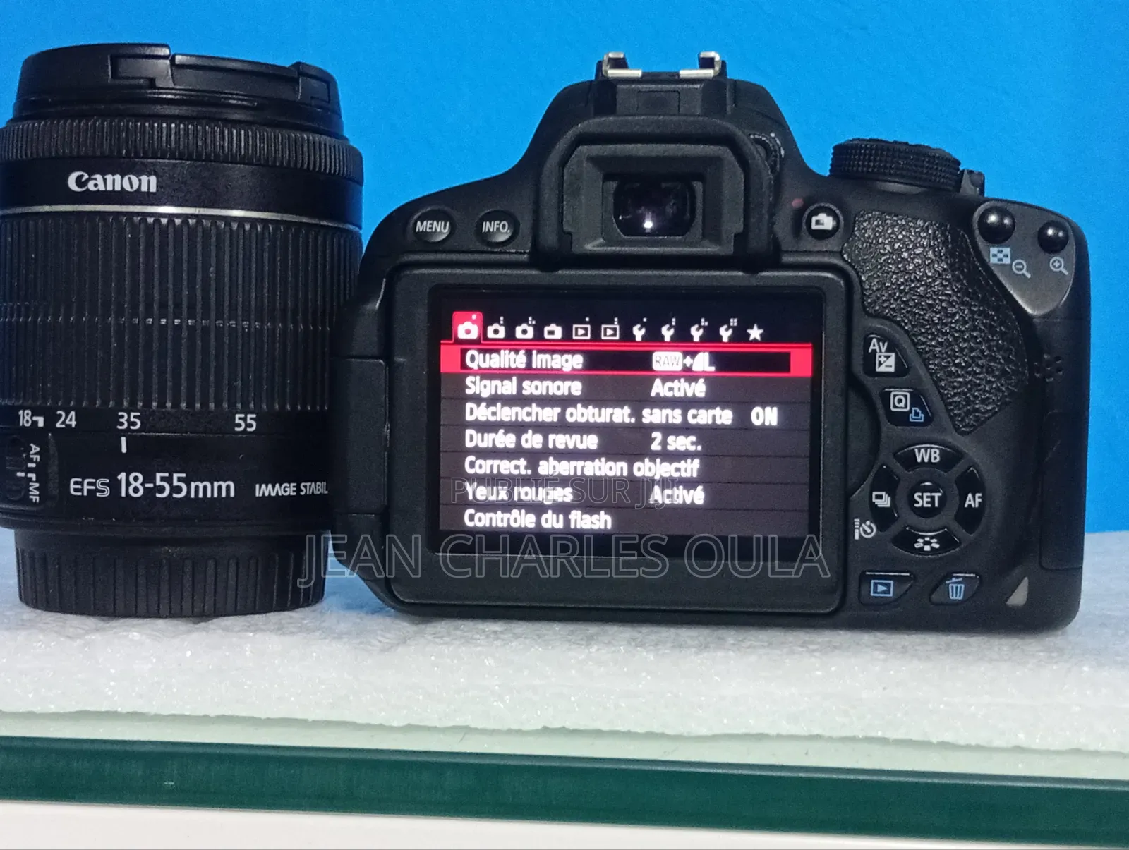 Canon Eos 700d + Objectif 18-55mm
