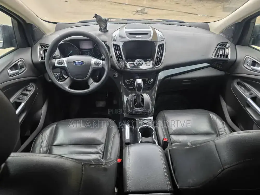 Ford Escape 2015 Gris