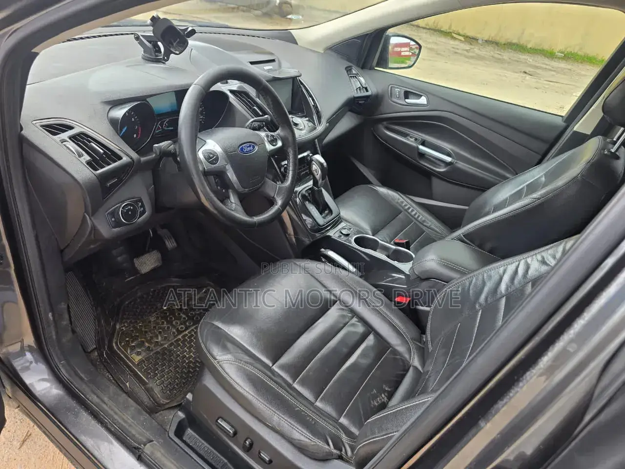 Ford Escape 2015 Gris